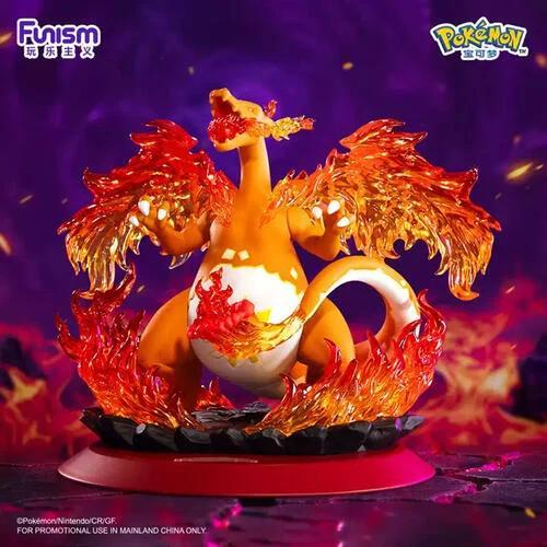 Pokemon Gigantamax Charizard Statue