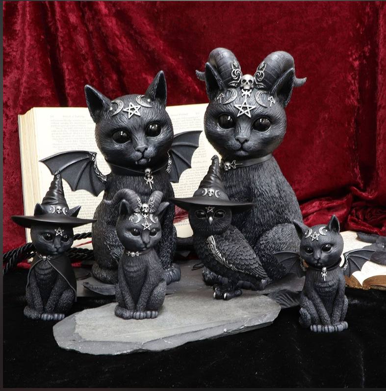 Large Pawzuph Horned Occult Cat Figurine 26.5cm
