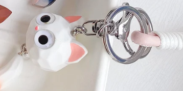 Mima Hard Cat with Tail Keyring