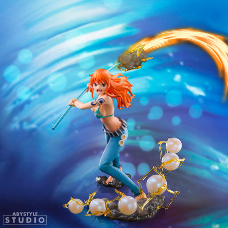 One Piece Nami Statue