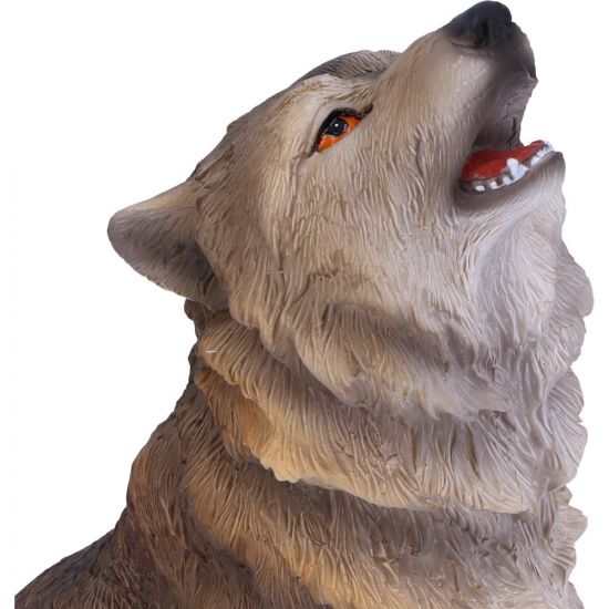 Mountains Cry Wolf 20cm